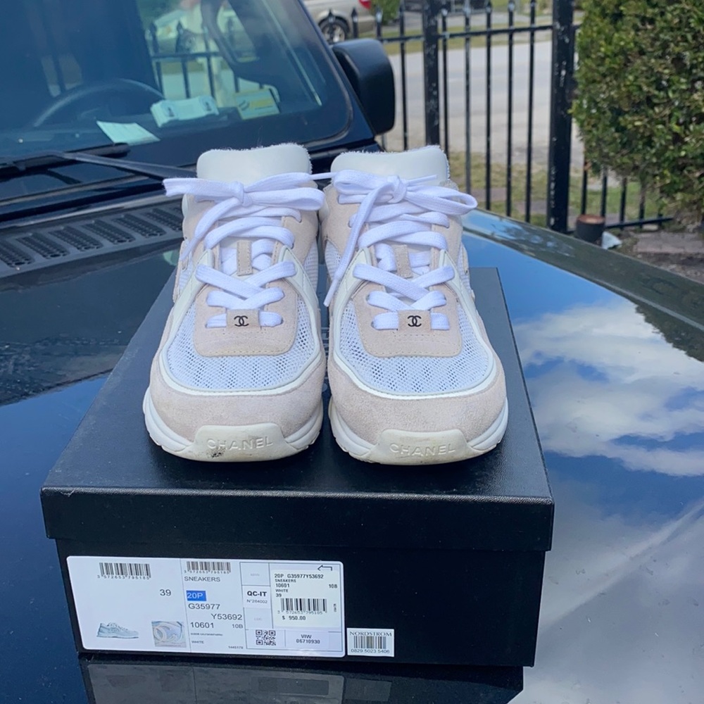 CHANEL SNEAKERS SIZE 39